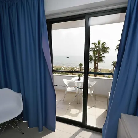 Apartment Finikoudes Sunrise Sea View Lux *